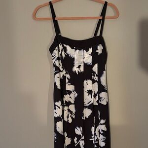 Chic Black and White Floral Maxi Dress